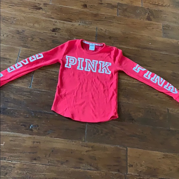 CHRISTMAS PINK Victoria’s Secret Red Pajama Set - Picture 3 of 11